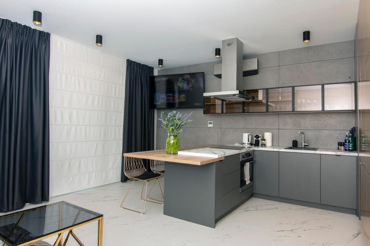 El Apartments - Aries Poznan Dış mekan fotoğraf